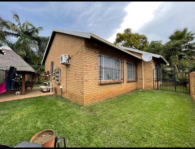 3 BEDROOM HOUSE FOR SALE IN MONTANA PARK